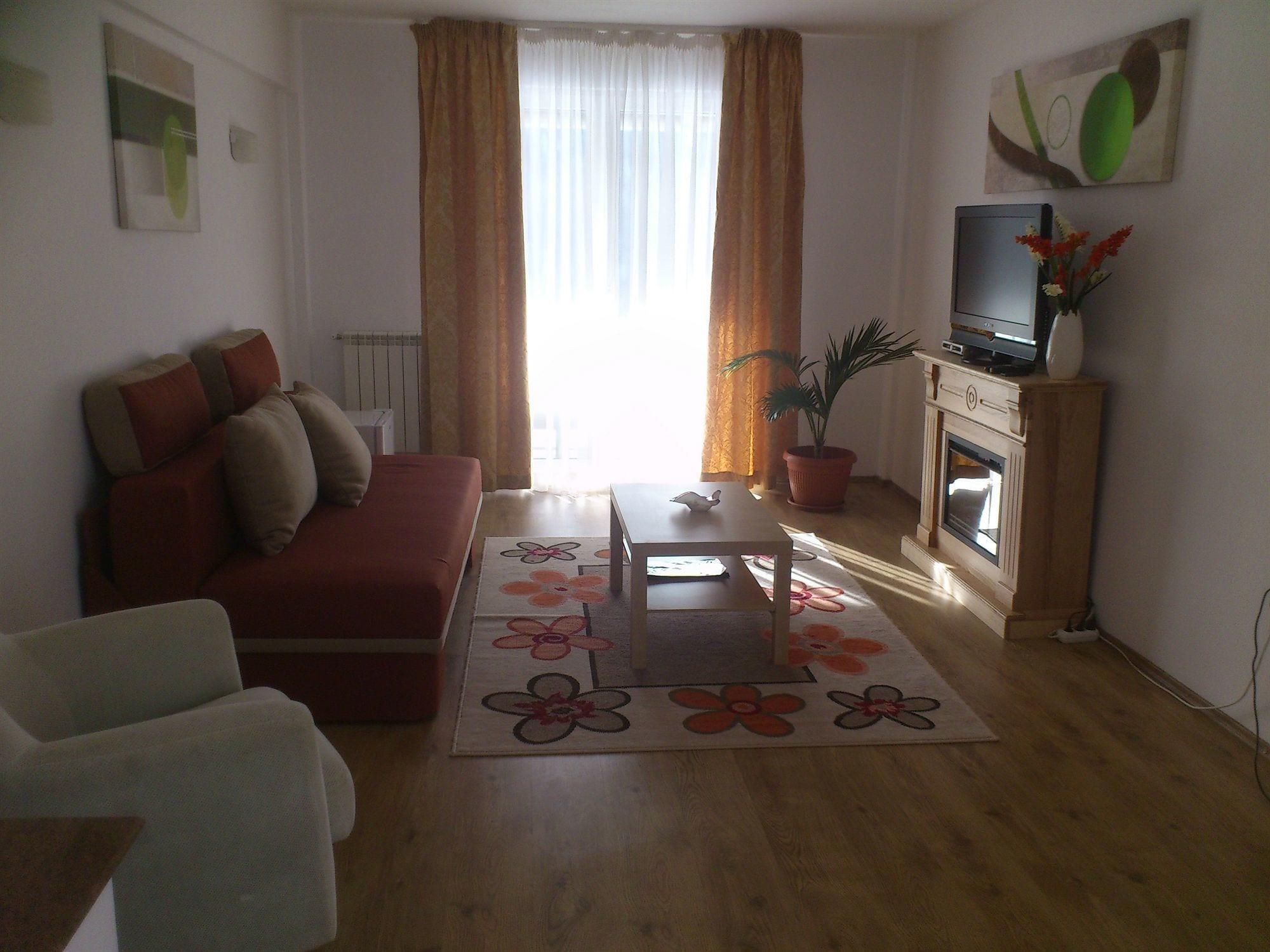 Trei Brazi Hotel